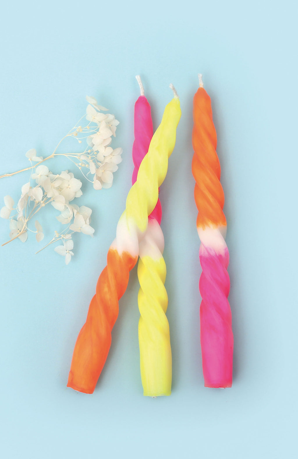 DIY Fluo Kaarsen – Kleurrijk & uniek